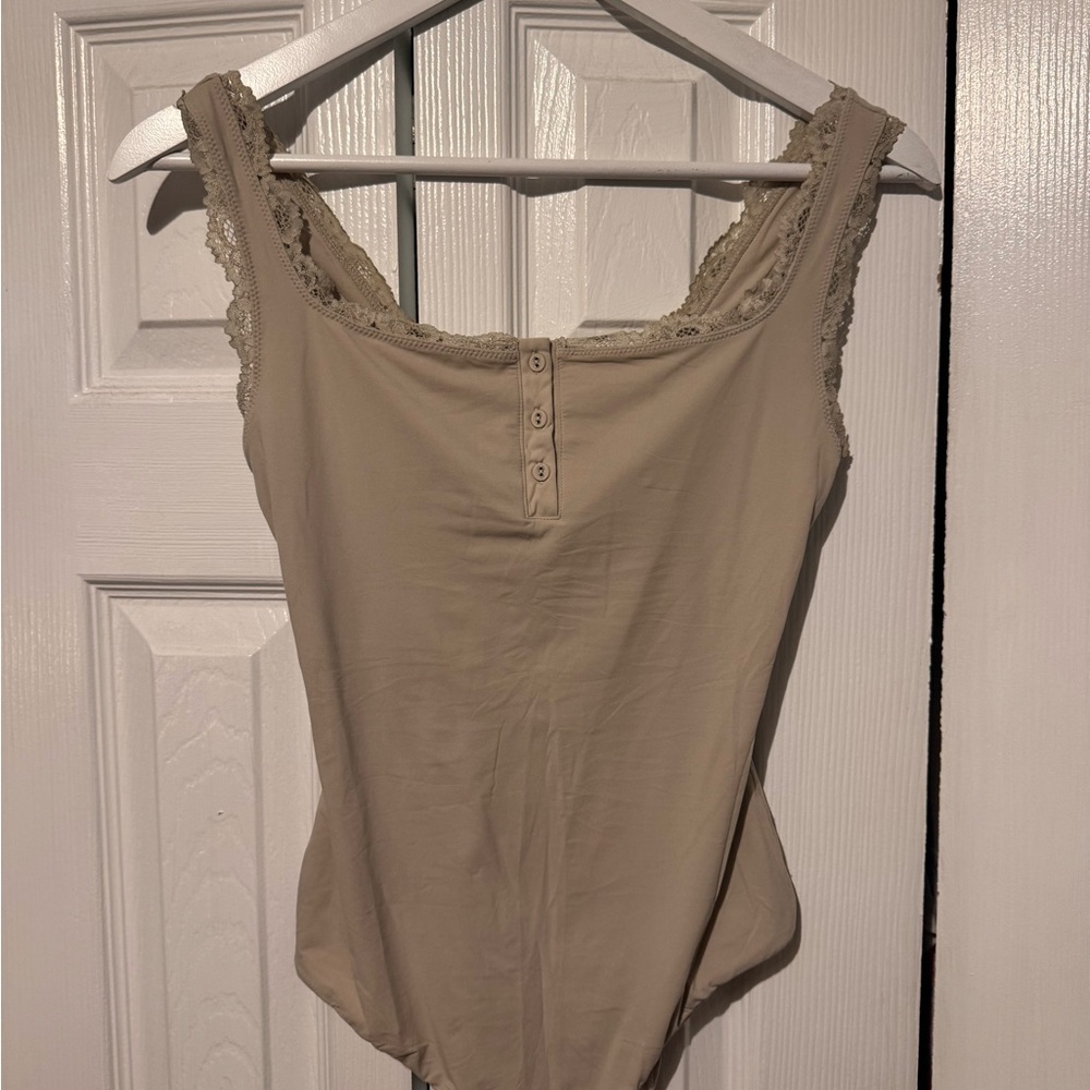 SKIMS Taupe Lace Detail Bodysuit